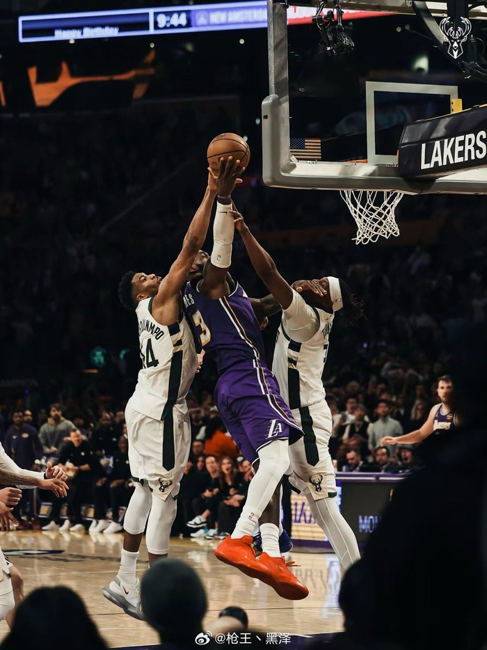 九游会- 字母哥扣篮集锦高清 