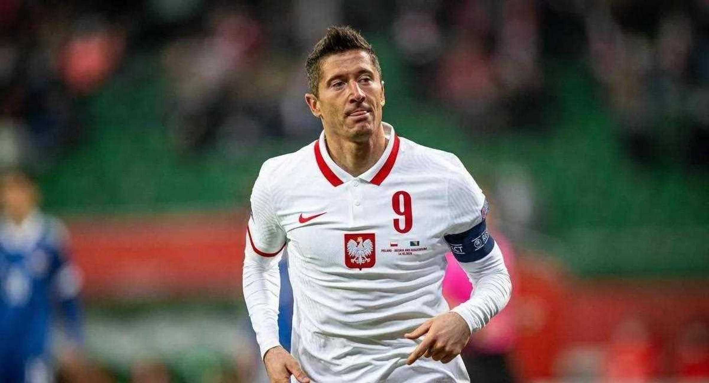 九游-莱万多夫斯基回归赛场,势不可挡首场状态亮眼,拜仁观众沸腾!的简单介绍