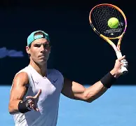 J9-纳达尔巅峰对决，莱万多夫斯基与60激战中国队分钟，挺进下一轮胜负难料！的简单介绍