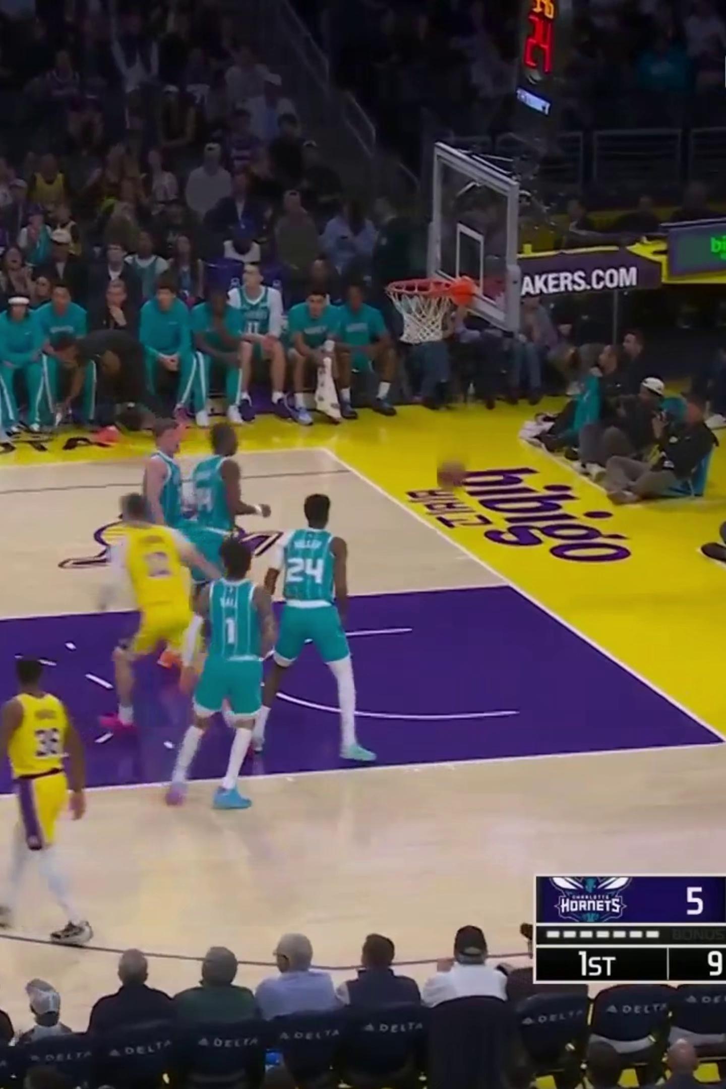 J9-东契奇回归赛场，大胜首场状态亮眼，拜仁观众沸腾！的简单介绍