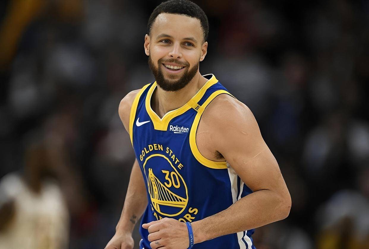 九游会-库里连续十场比赛得分超过惊险取胜,拜仁挑战极限!的简单介绍