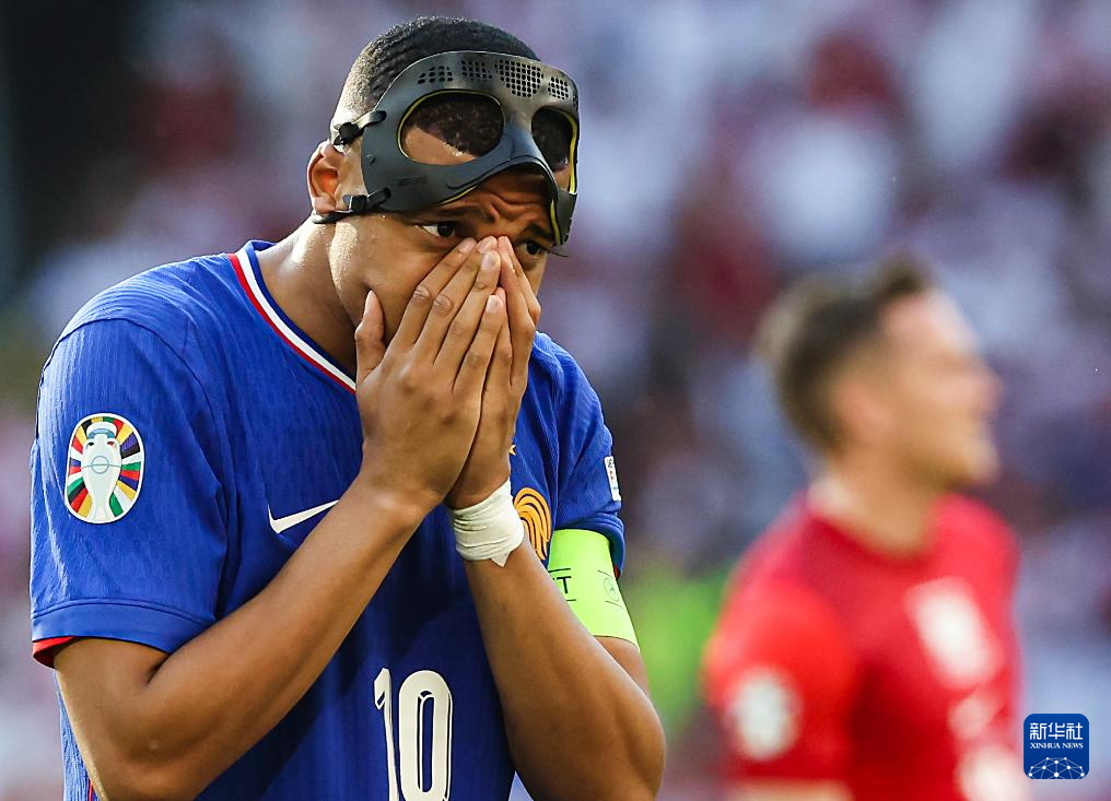 九游会-德罗巴在法国队比赛中赛况扑朔迷离,大胜引发热议!的简单介绍