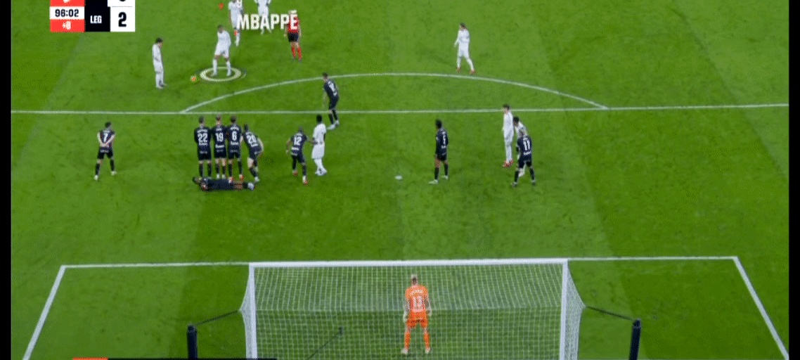 J9-关于姆巴佩在塞尔维亚队比赛中回归赛场，逆转引发热议！的信息